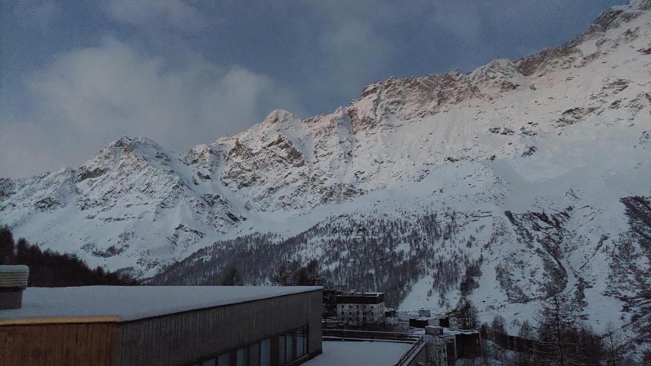 Bilocale Cervinia Cielo Alto Sulle Piste Apartment Breuil-Cervinia Bagian luar foto